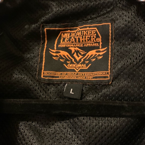 NWT Leather Motorcycle Vest - Picture 4 of 7